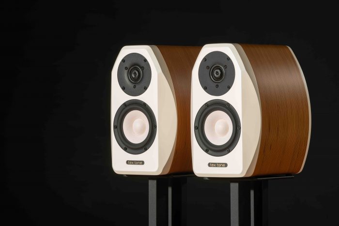 1 x pair of Tex Tone Console speakers